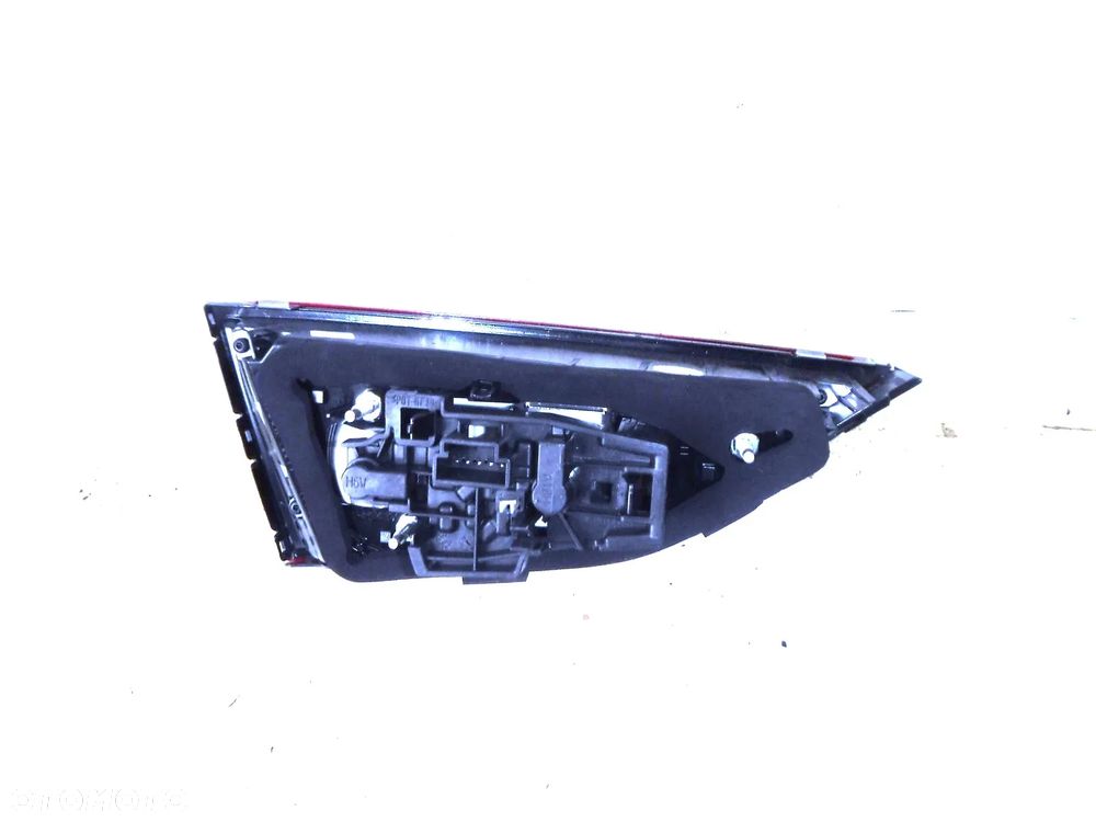 audi a3 8v sedan lampa tył prawa w klape nowa 8v5945094a H - 2