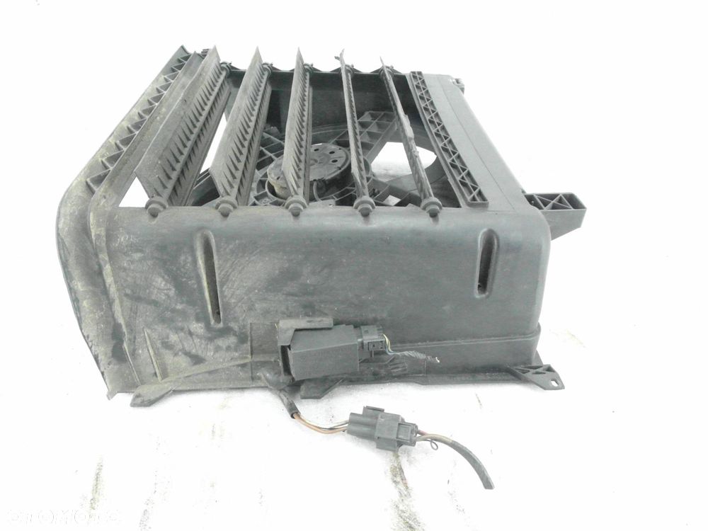 WENTYLATOR CHŁODNICY BMW E46 320 d 69226701 64118391470 3136613245 - 11