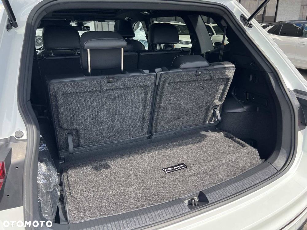 Volkswagen Tiguan - 28