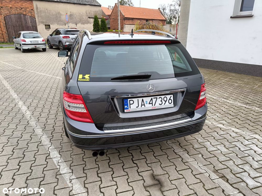 Mercedes-Benz Klasa C 180 Kompressor Avantgarde - 11