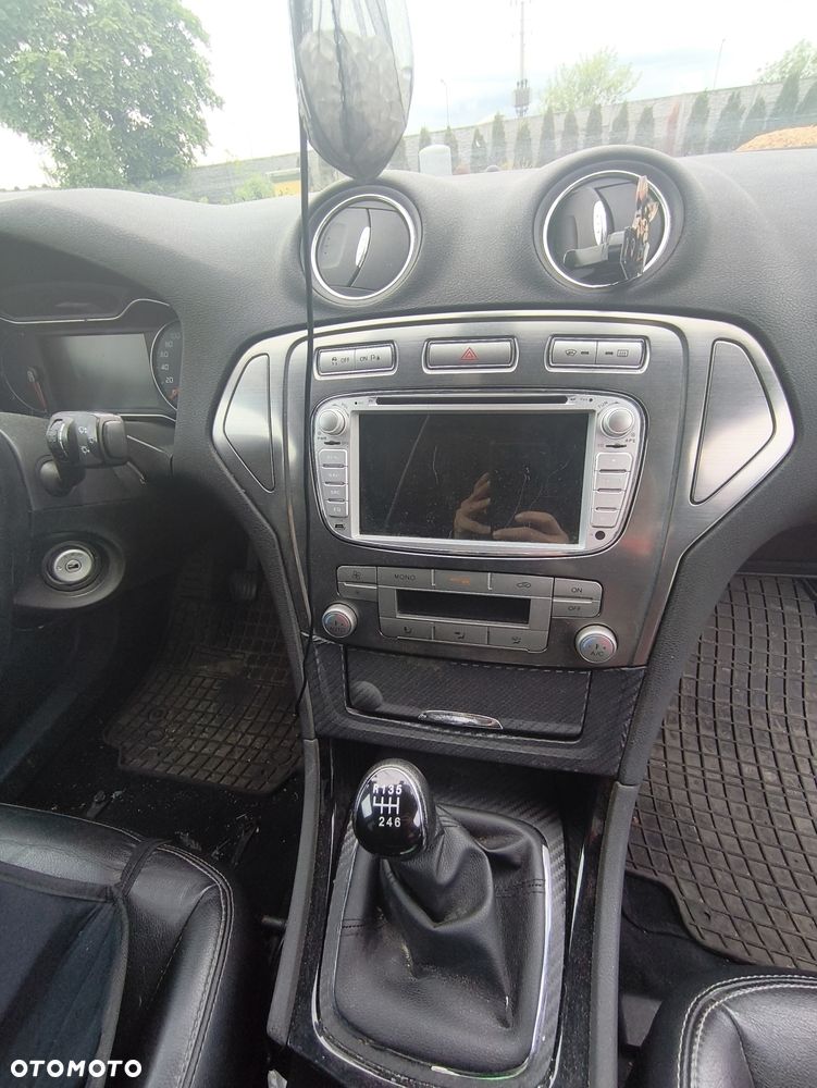 Ford Mondeo - 7