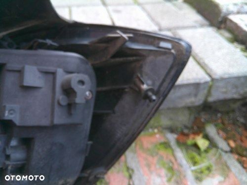 OPEL ASTRA 3 III H HB 04-07 5 DRZWI LEWA TYLNA LAMPA ORYGINAŁ - 3