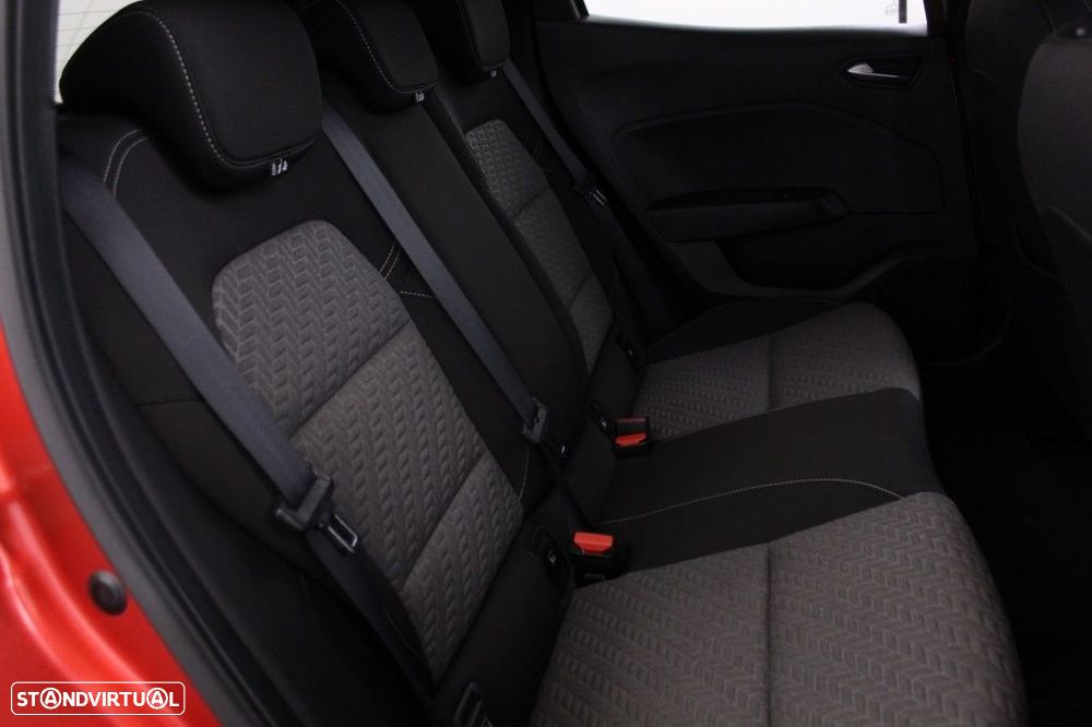 Renault Clio 1.0 TCe Evolution - 15