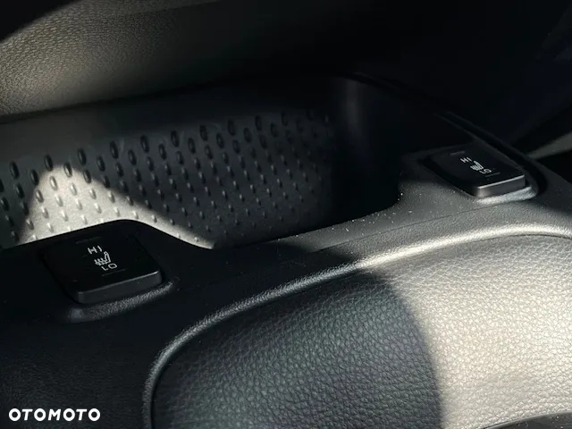 Toyota Corolla 1.8 Hybrid Comfort - 25