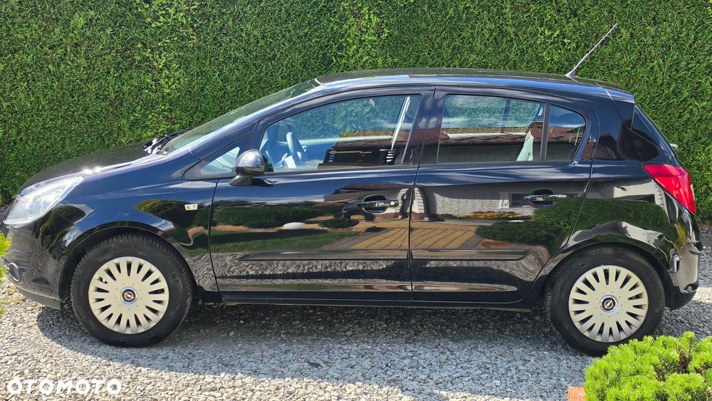 Opel Corsa 1.3 CDTI DPF - 12