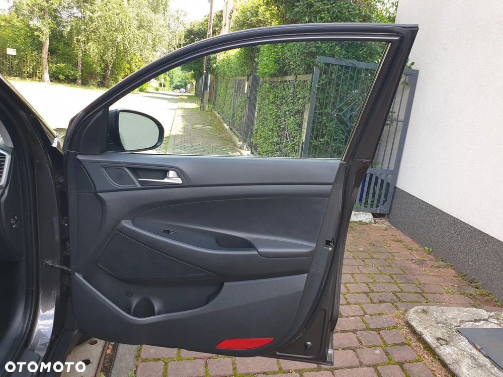 Hyundai Tucson 1.6 GDi Comfort 2WD - 28