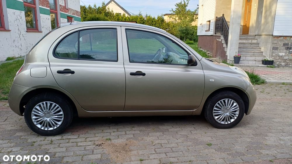 Nissan Micra 1.2 Visia + - 8