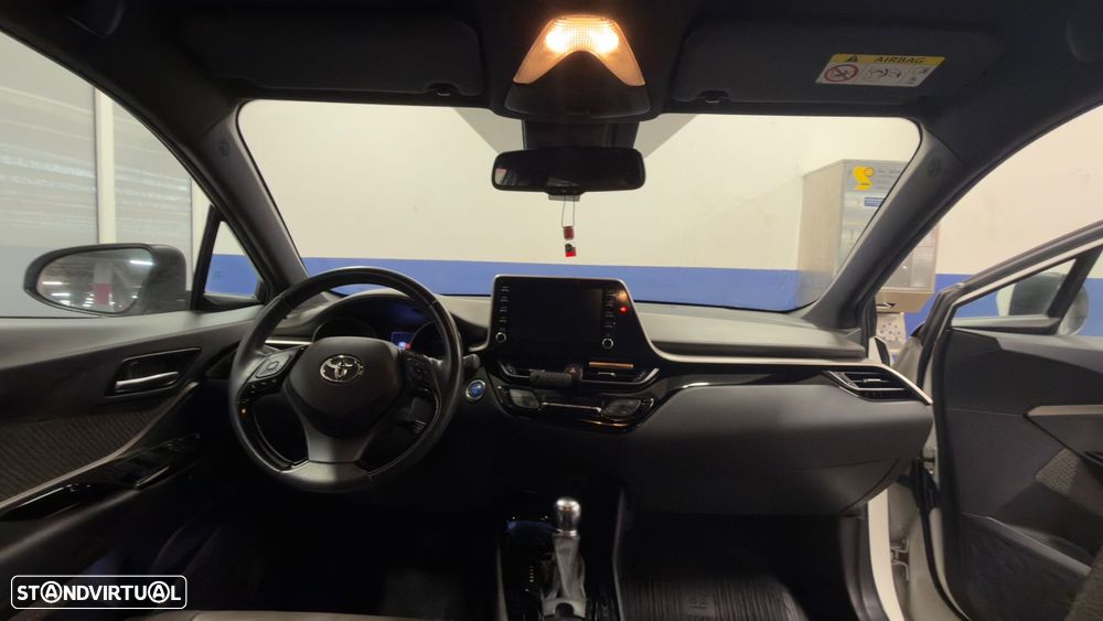 Toyota C-HR 2.0 Hybrid Exclusive+P.Luxury - 8