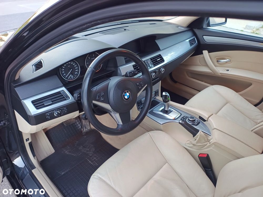 BMW Seria 5 - 22