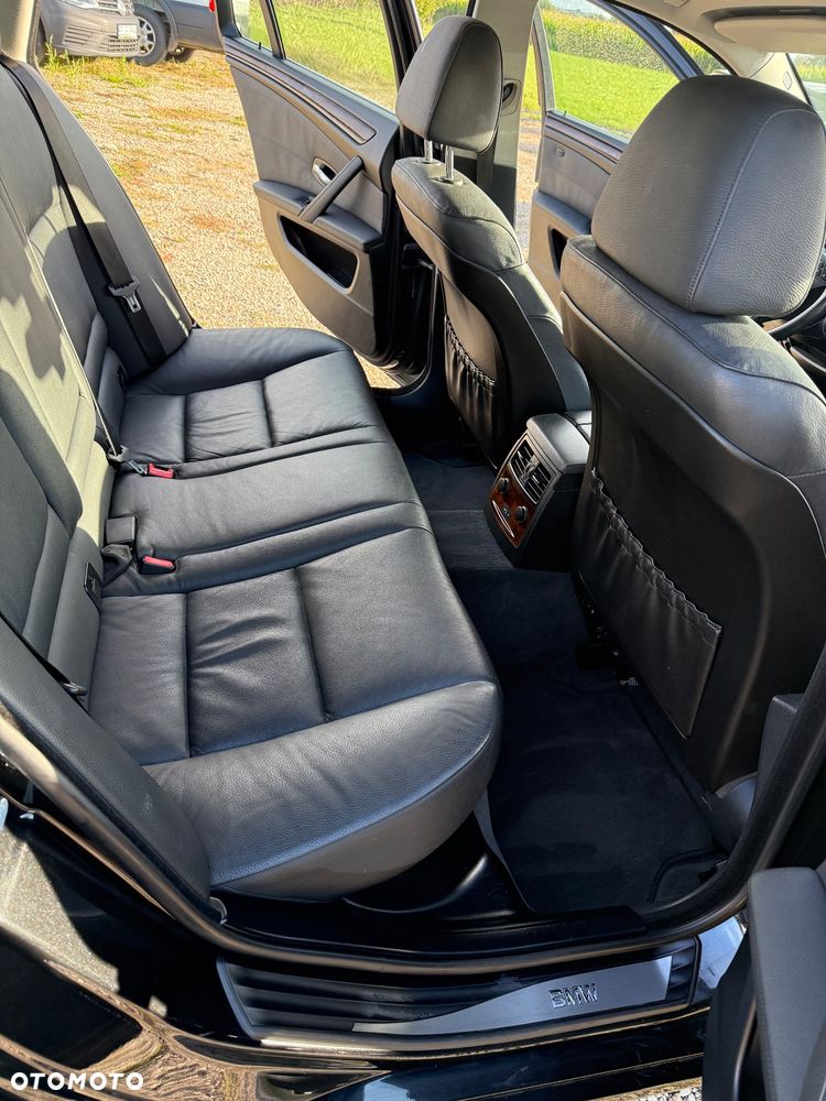 BMW Seria 5 530i - 13