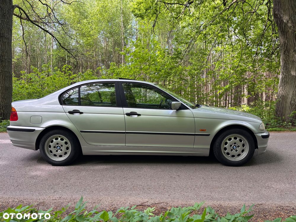 BMW Seria 3 320d - 10