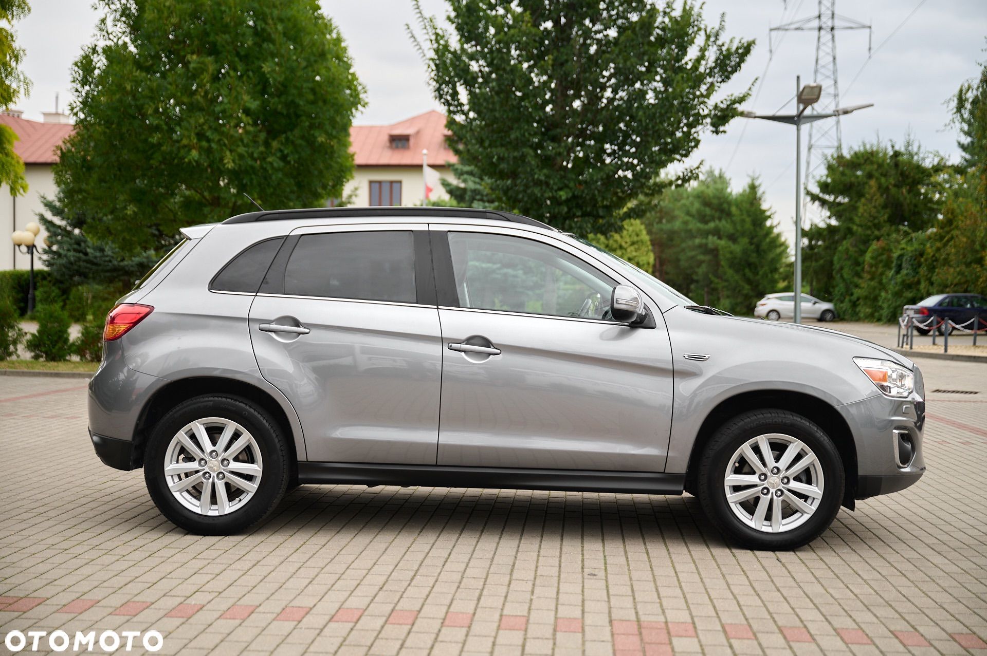 Mitsubishi ASX - 14