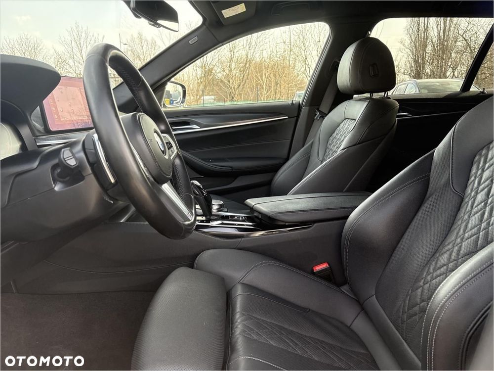 BMW Seria 5 520d xDrive mHEV M Sport sport - 10