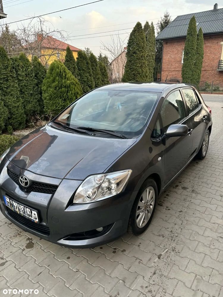 Toyota Auris 2.0 D-4D - 3