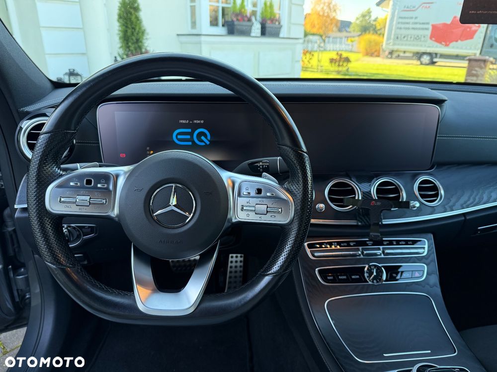 Mercedes-Benz Klasa E 220 d 4-Matic Business Edition - 10