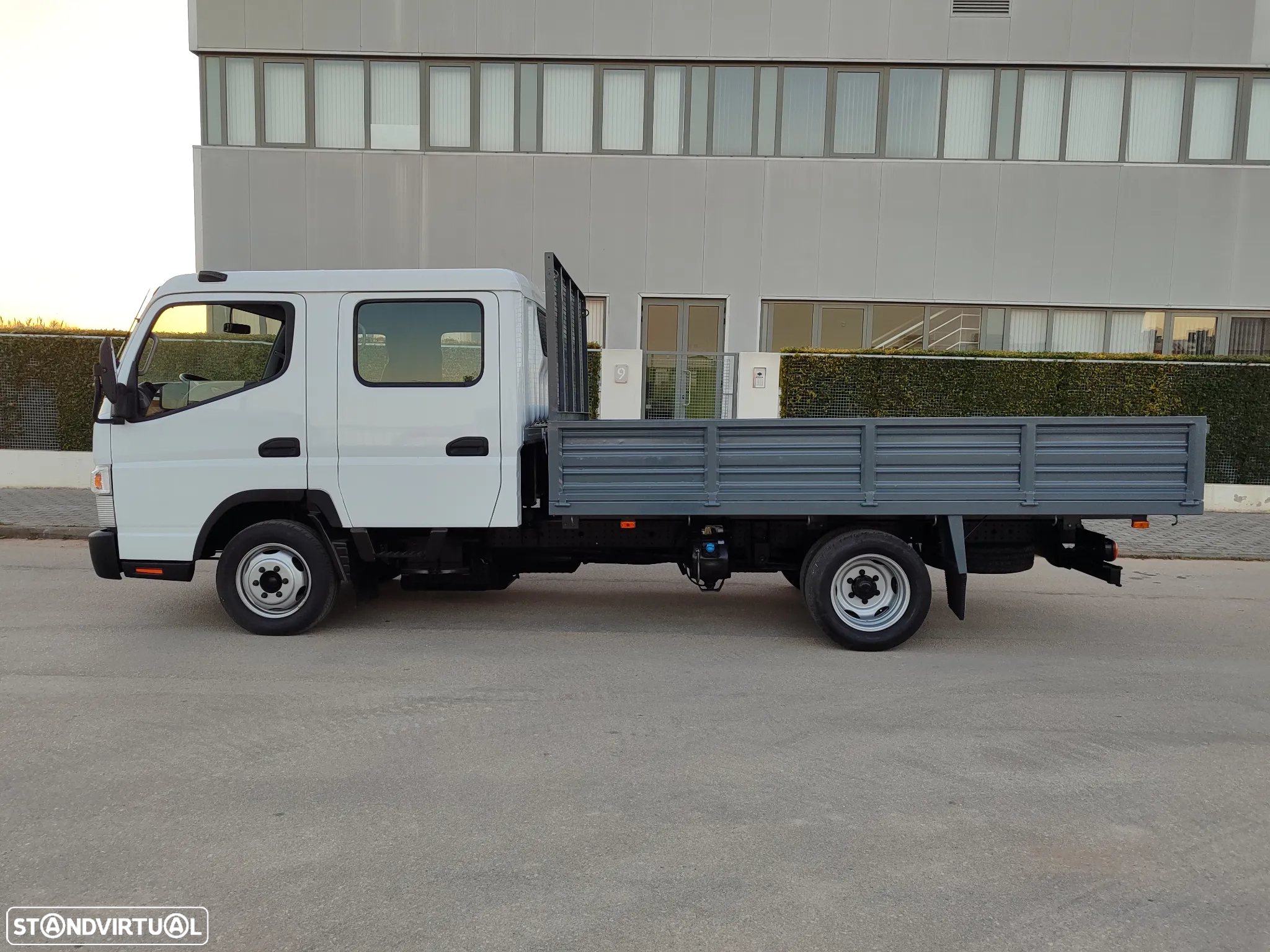 Mitsubishi Canter Fuso Cabine Dupla - 6