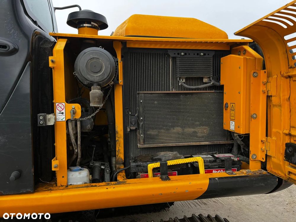 JCB JS160 - 11