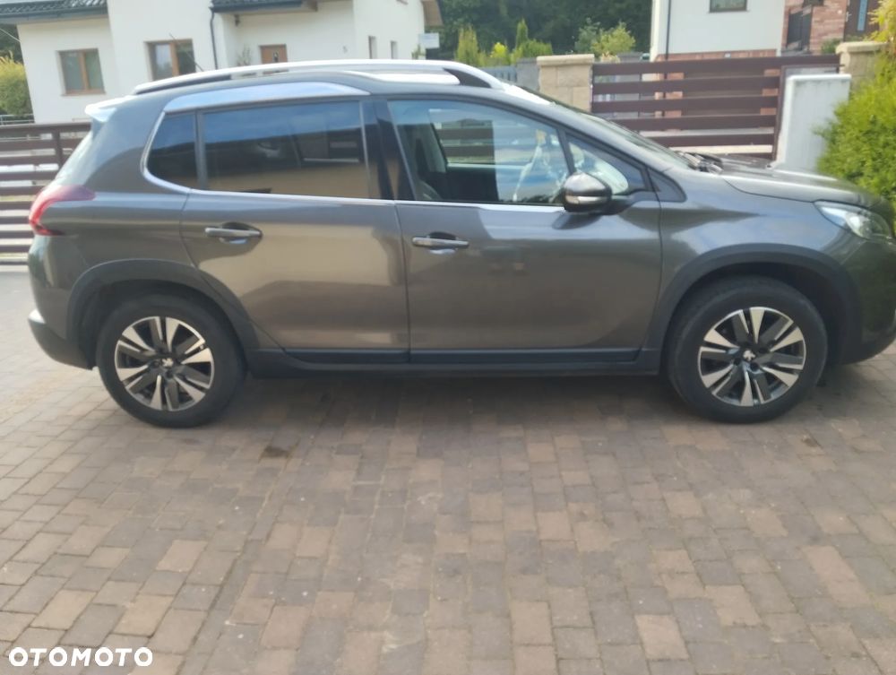 Peugeot 2008 1.2 Pure Tech GPF Allure S&S - 8