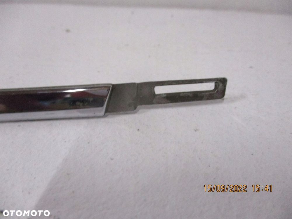 Listwa zderzaka MERCEDES 212 A2128850021 - 3
