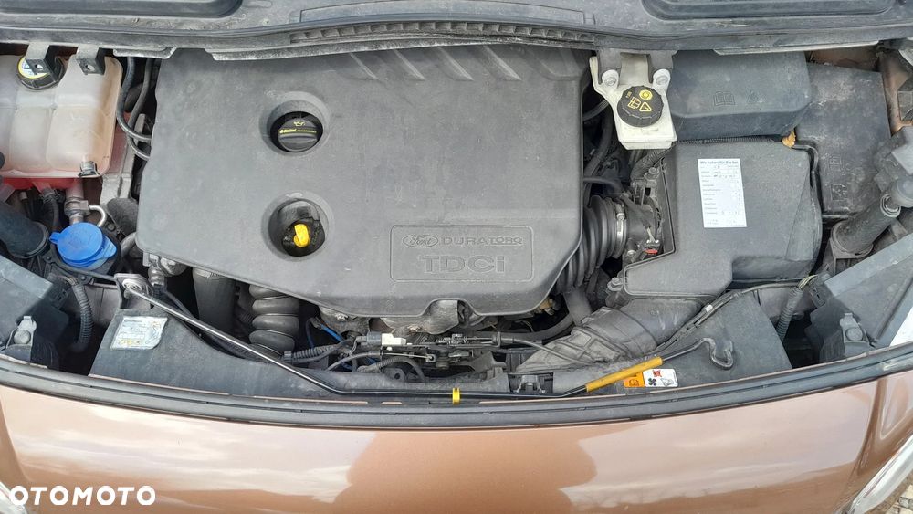 Ford Tourneo Connect Grand - 17