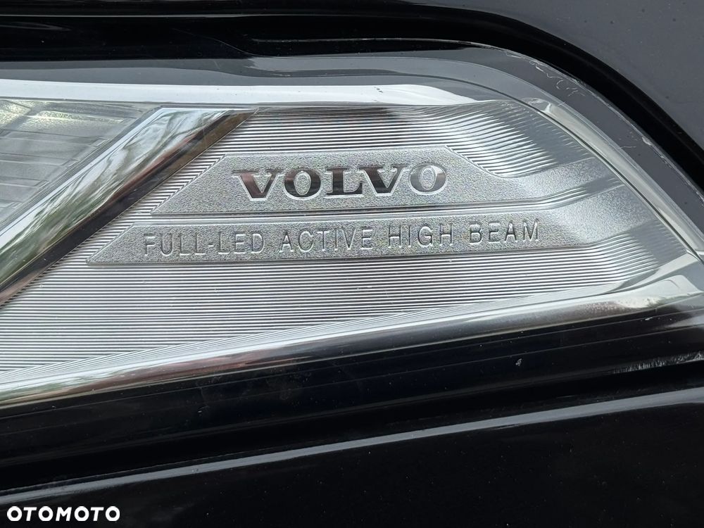 Volvo XC 90 D5 AWD Geartronic RDesign - 41