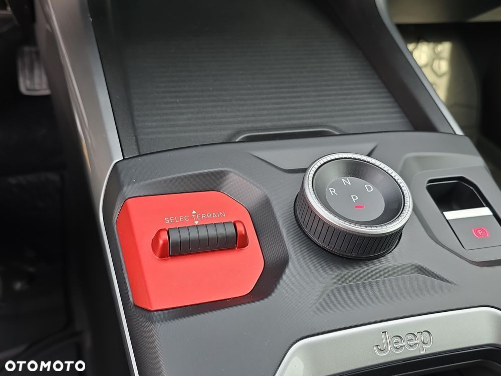 Jeep Compass 1.2 T3 mHEV Altitude FWD DCT - 22