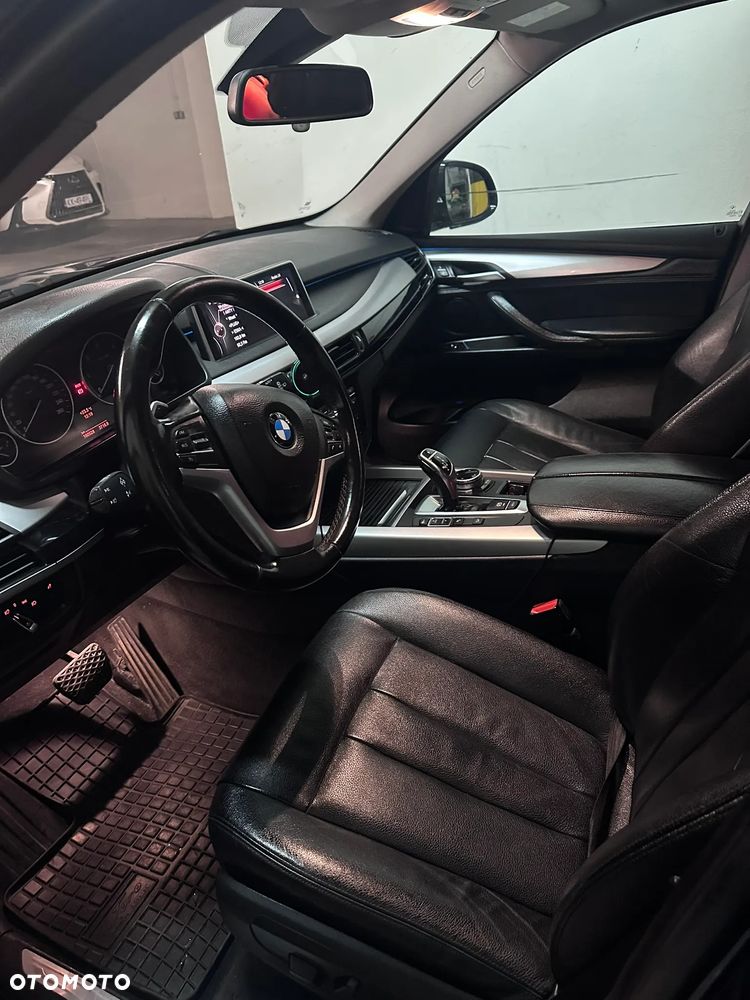 BMW X5 xDrive25d - 8