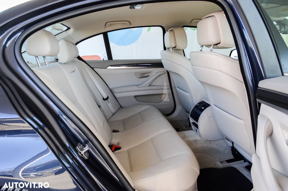 BMW Seria 5 525d xDrive Aut. Modern Line - 28