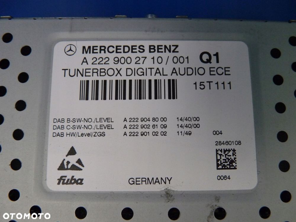MERCEDES B W246 A W176 W117 CLA WZMACNIACZ RADIA AUDIO - 2