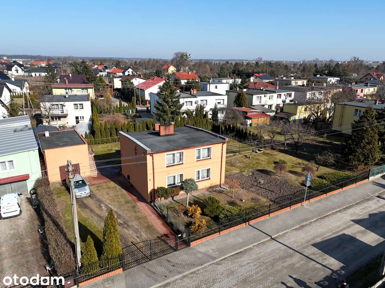 Dom wolnostojący w Pakości na dużej działce! - Pełny obrazek: 2/19