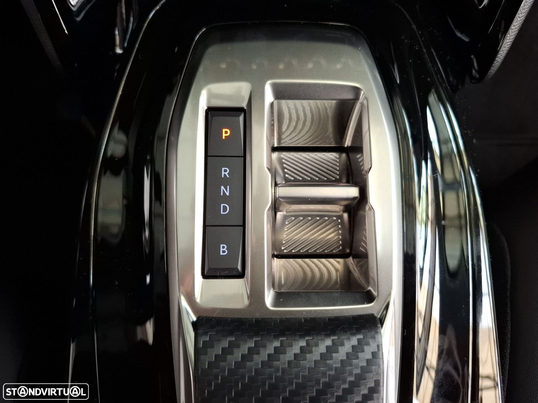 Peugeot e-208 50 kWh Allure - 15