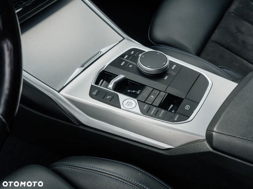 BMW Seria 3 320d xDrive M Sport sport - 11