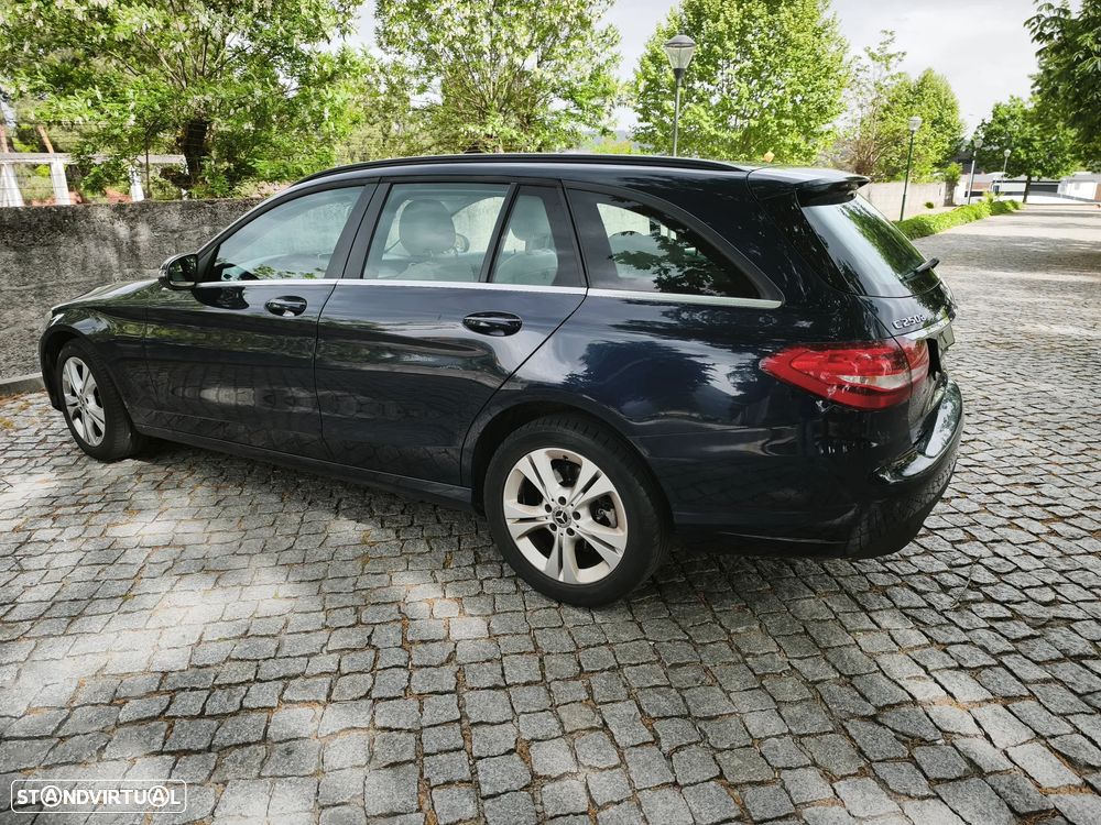 Mercedes-Benz C 250 - 11