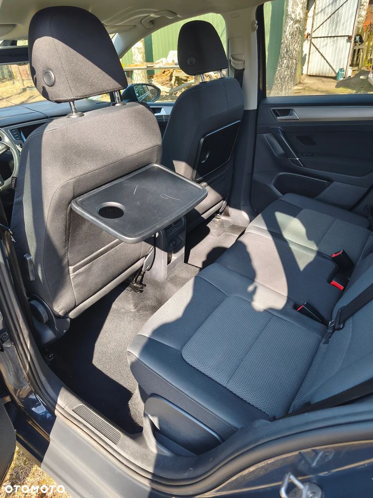 Volkswagen Golf 1.6 BlueTDI Comfortline - 12