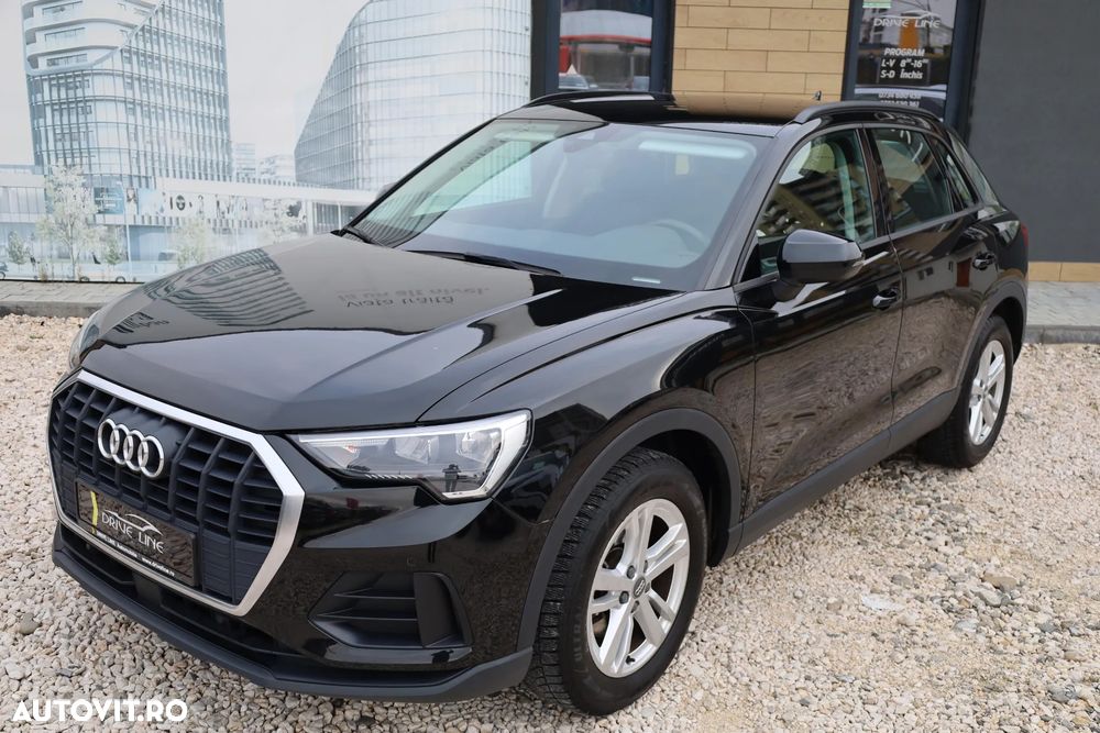 Audi Q3 35 TFSI S tronic - 1