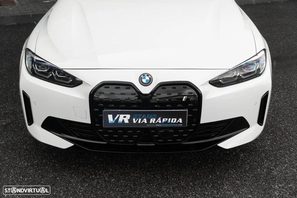 BMW i4 eDrive40 - 29