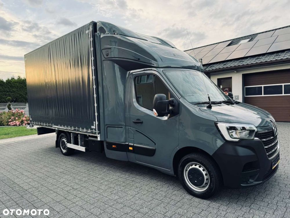 Renault Master Nowa Sztuka Salon Polska - 4