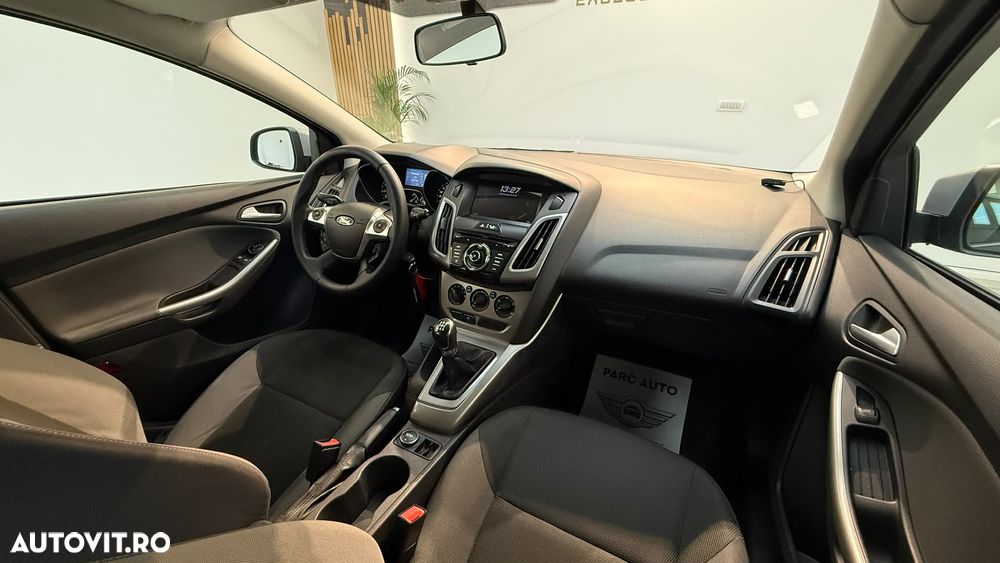 Ford Focus 1.6 TI-VCT Titanium - 8