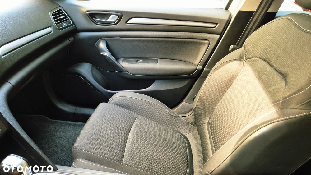Renault Megane 1.6 E-TECH Plug-In Zen - 18