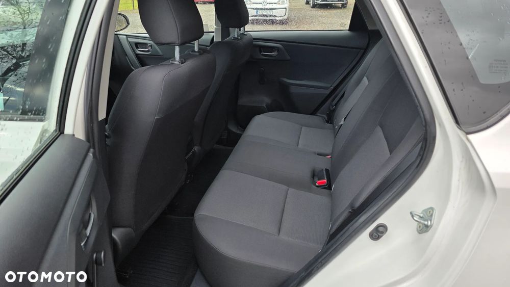 Toyota Auris 1.33 VVT-i Life - 34