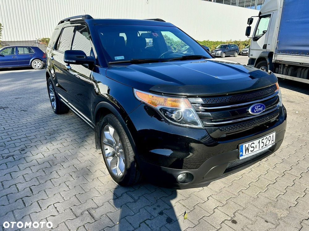 Ford Explorer - 1