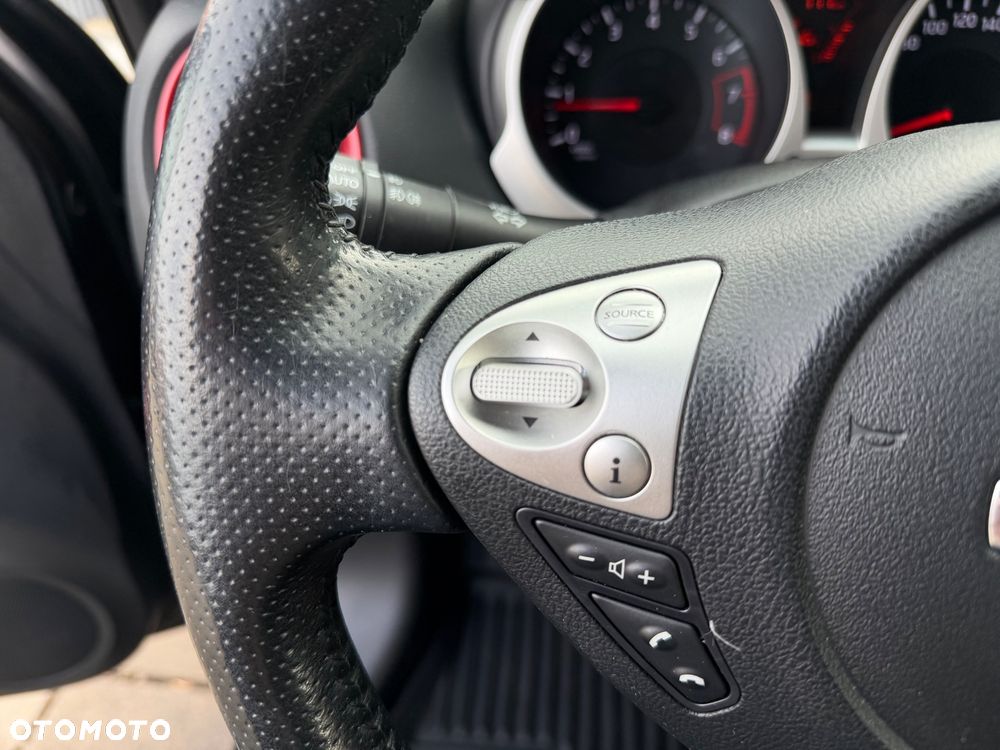 Nissan Juke 1.6 DIG-T Acenta 4WD Xtronic EU6 - 37