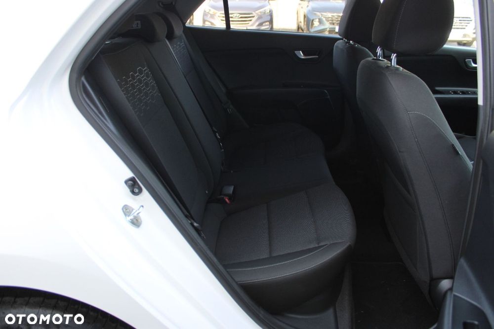 Kia Rio - 25