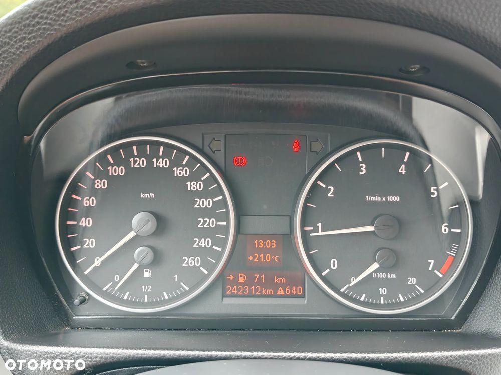 BMW Seria 5 520i - 19
