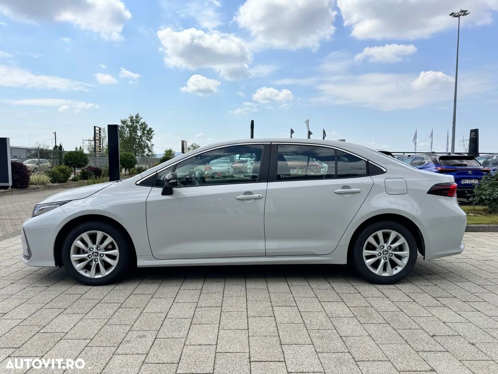 Toyota Corolla 1.8 HSD Business - 4