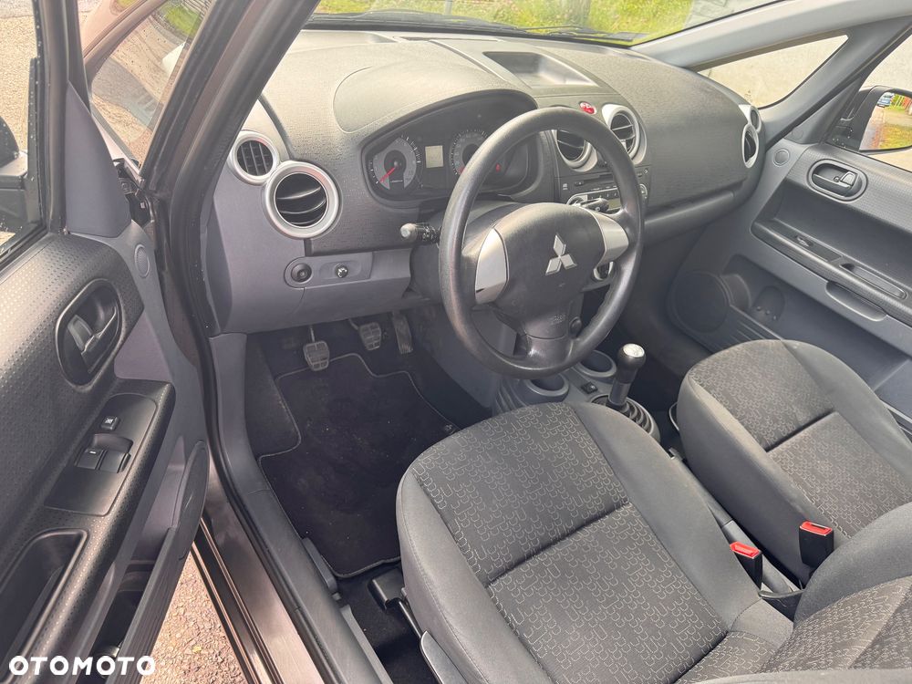 Mitsubishi Colt 1.3 Instyle - 18