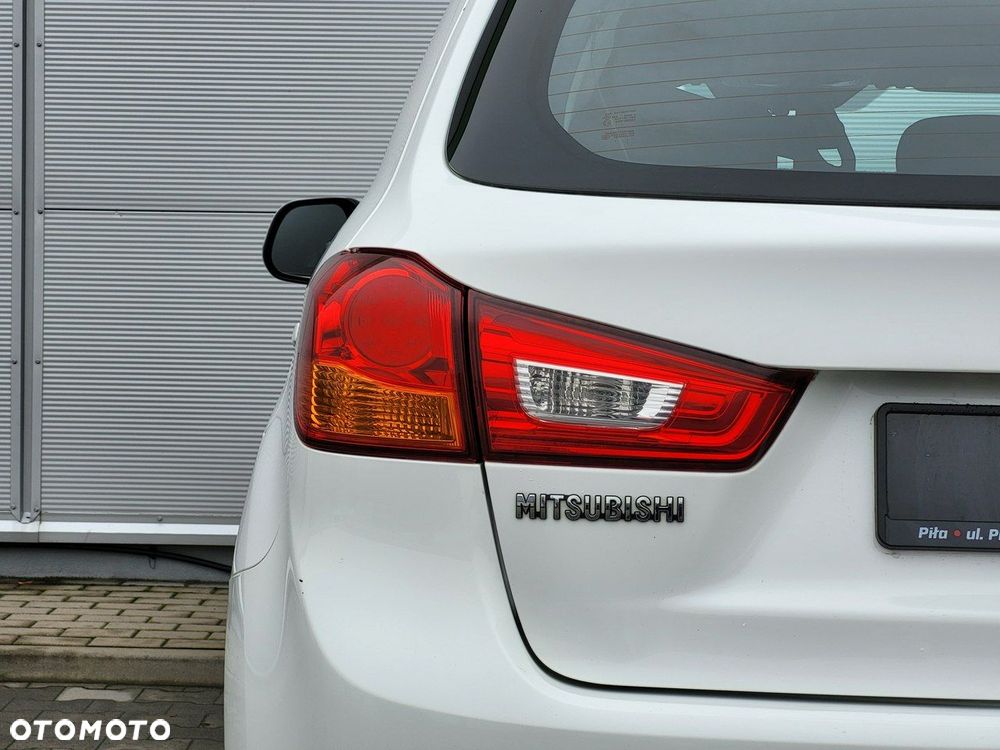 Mitsubishi ASX - 14