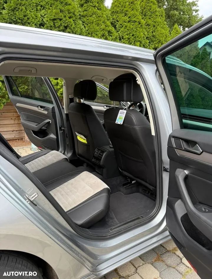 Volkswagen Passat Variant 2.0 TDI DSG Highline - 3