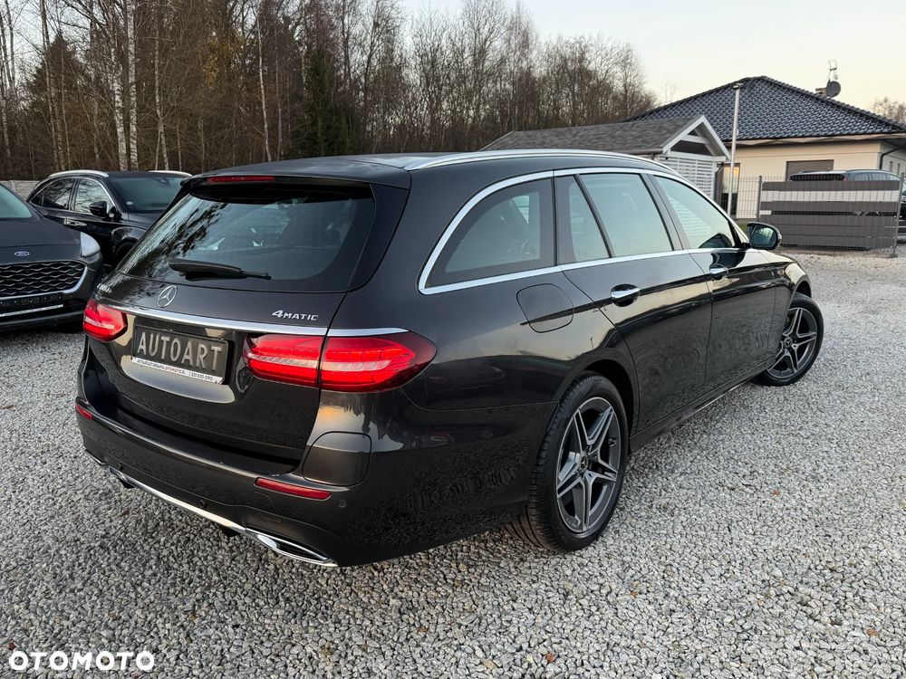 Mercedes-Benz Klasa E 300 de PHEV 4-Matic AMG 9G-Tronic - 16