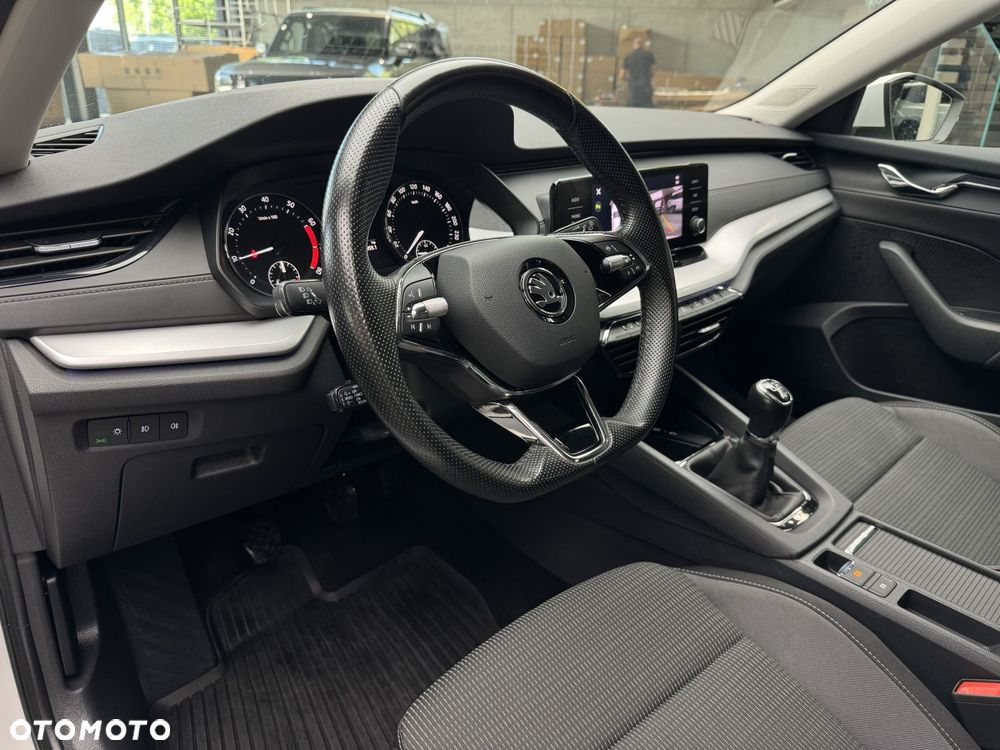 Skoda Octavia 1.5 TSI ACT Ambition - 10